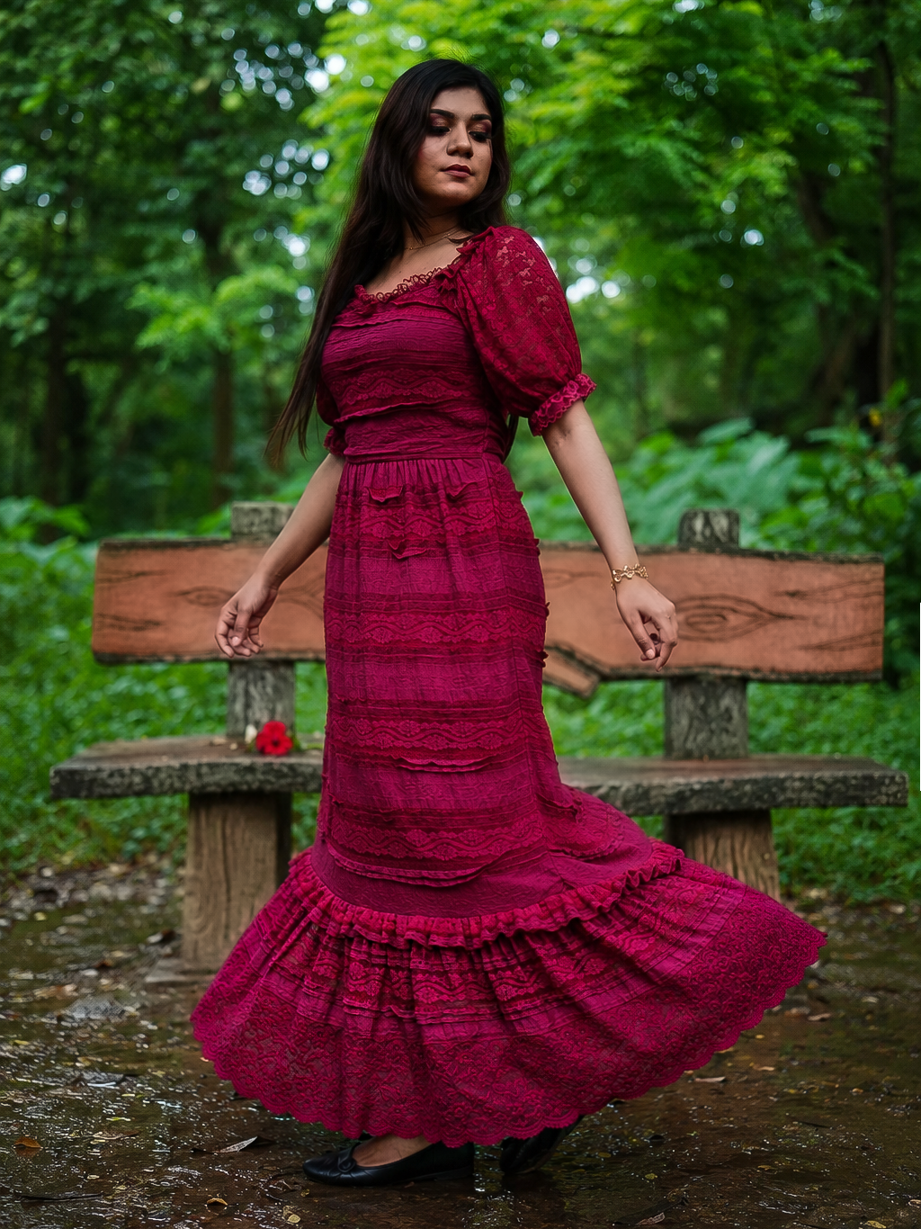 Romantic Lace Gown (Deep Wine)