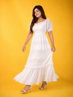 Romantic Lace Gown (Pearl White)