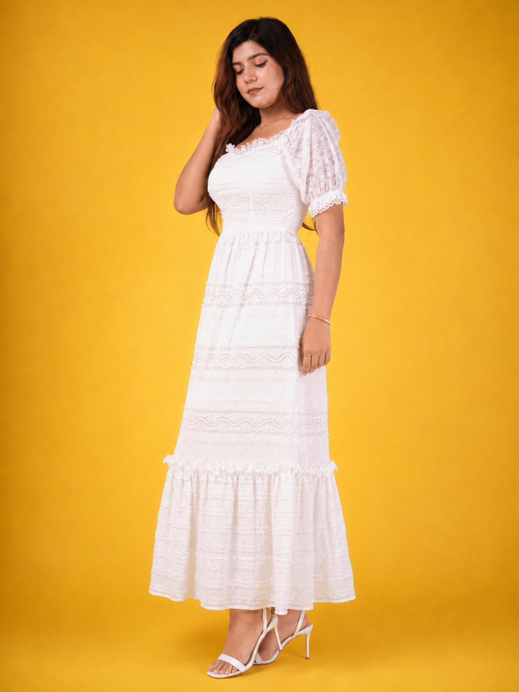 Romantic Lace Gown (Pearl White)