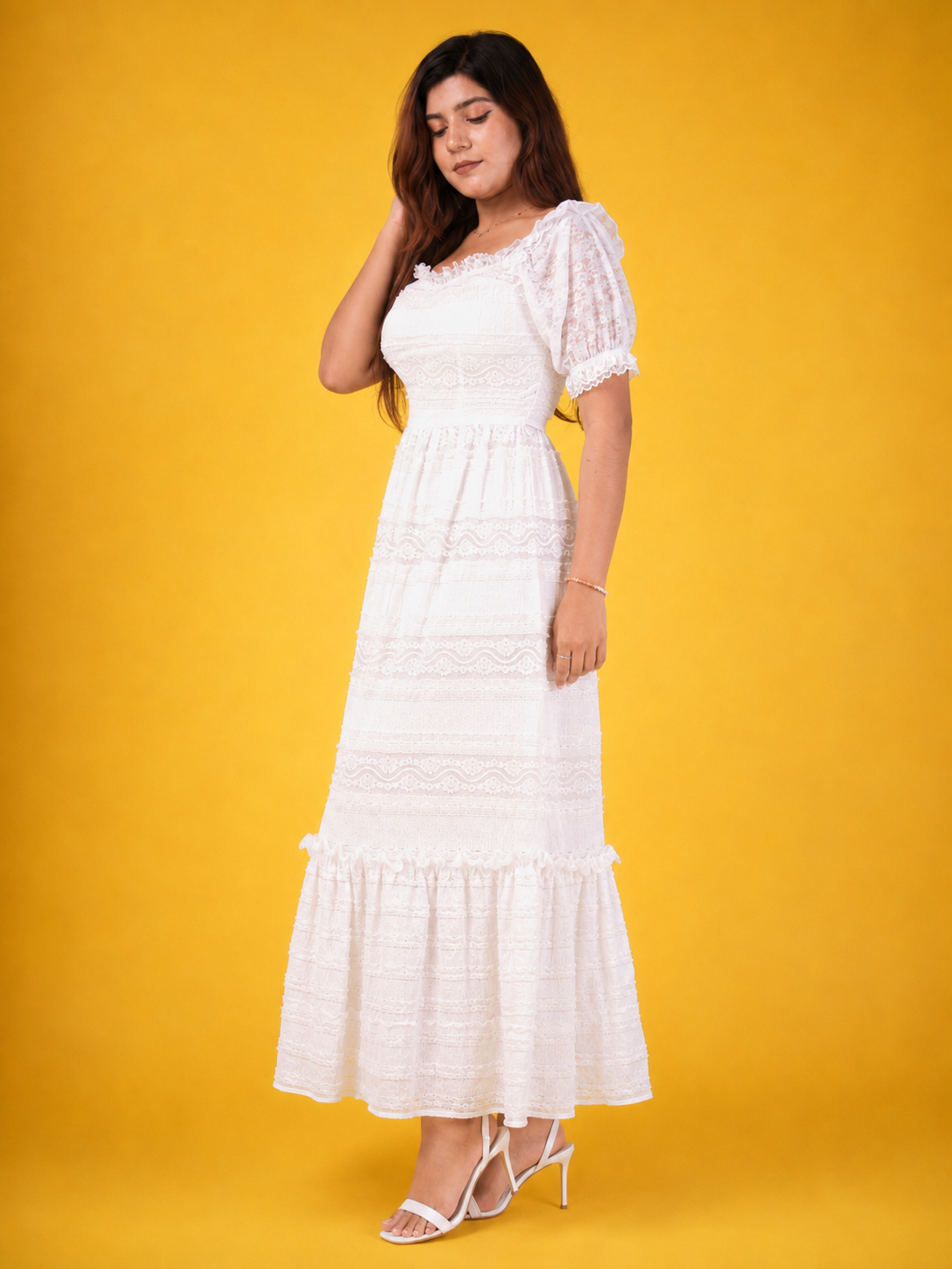 Romantic Lace Gown (Pearl White)