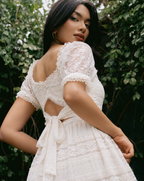 Romantic Lace Gown (Pearl White)
