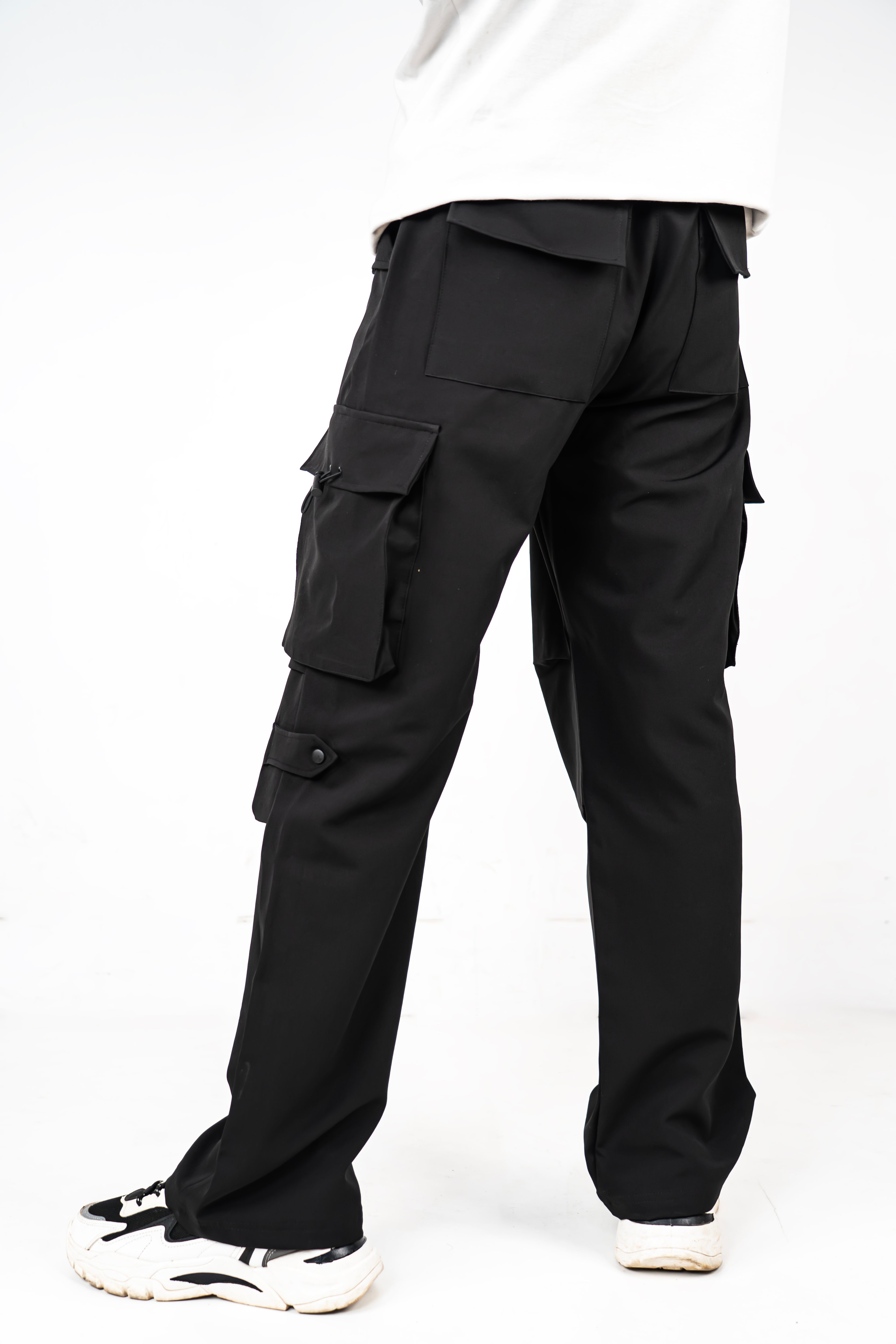 Premium 6 pocket Cargo pant (VIVID BLACK)