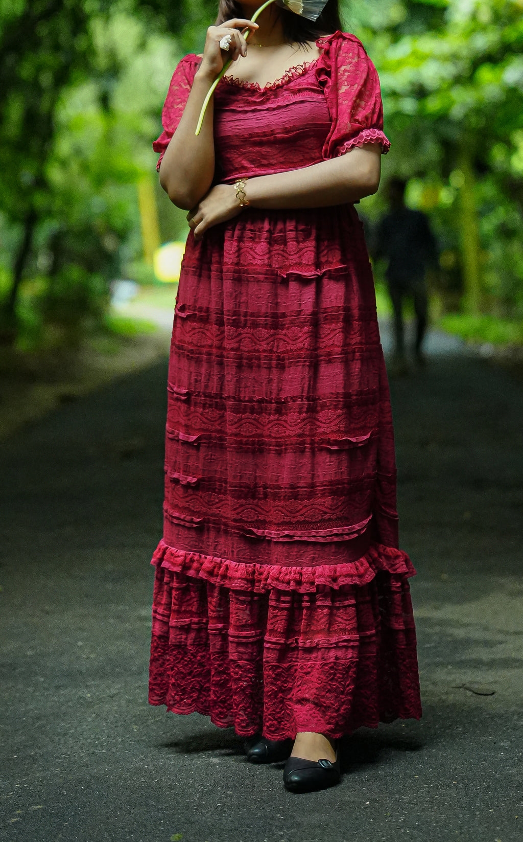 Romantic Lace Gown (Deep Wine)