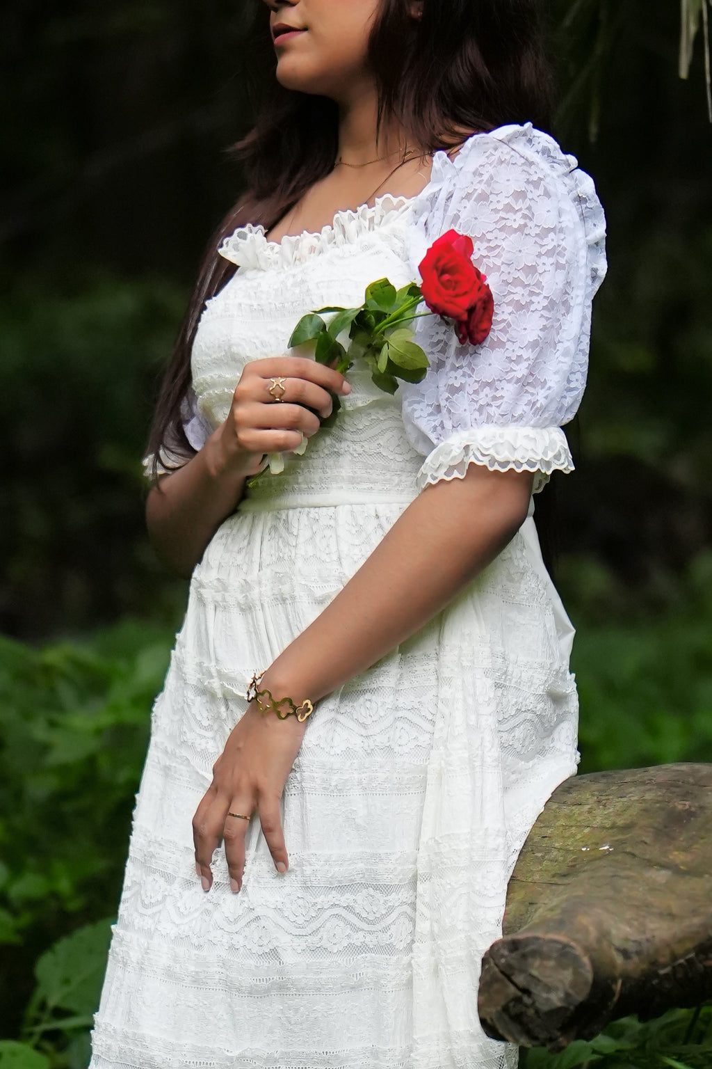 Romantic Lace Gown (Pearl White)